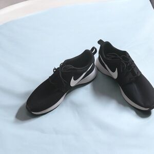 Nike Black and White Sneakers